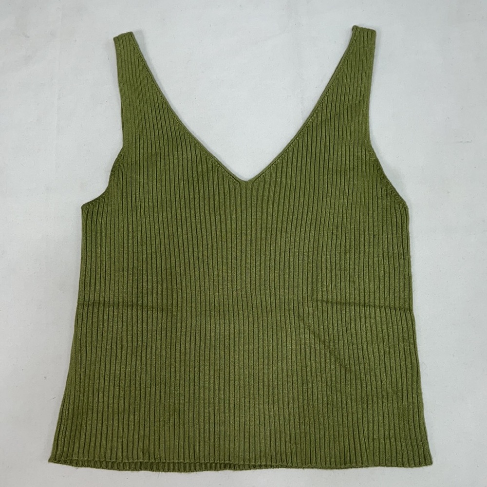 2397 women’s iris green tank top